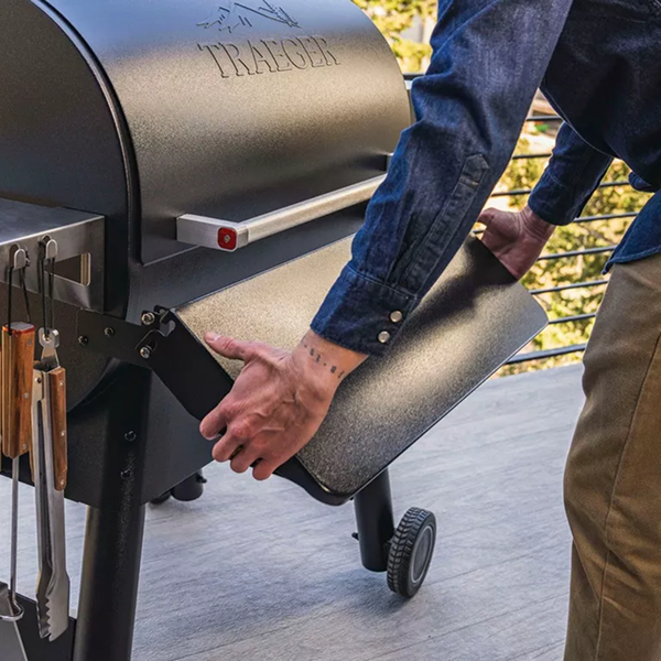 Traeger Folding Front Shelf – Pro 780/Ironwood 885