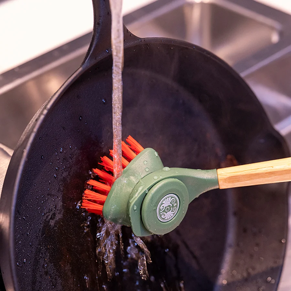 PETROMAX Cast Iron Brush Set