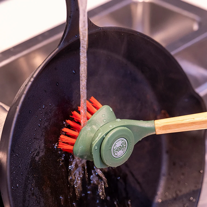 PETROMAX Cast Iron Brush Set
